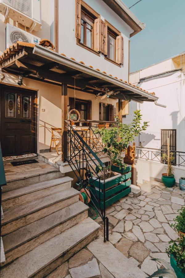 Varousi.Traditional House In Old Town Of Trikala 1 Exteriör bild